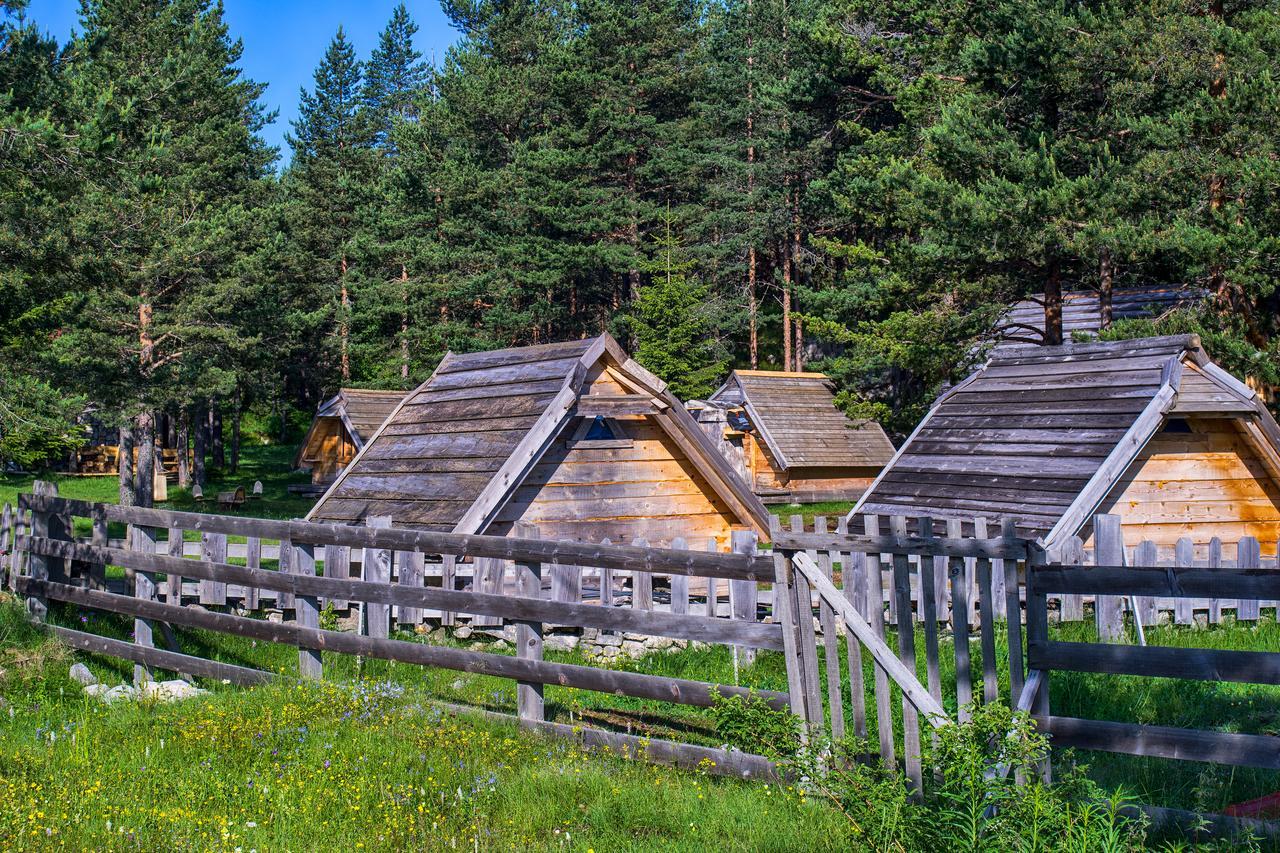 Eco Camp Chalets Pod Gorom Žabljak Εξωτερικό φωτογραφία