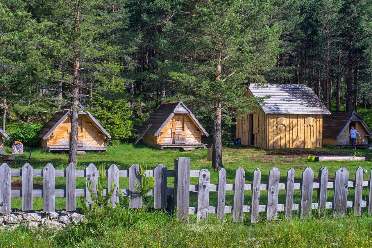 Eco Camp Chalets Pod Gorom Žabljak Εξωτερικό φωτογραφία